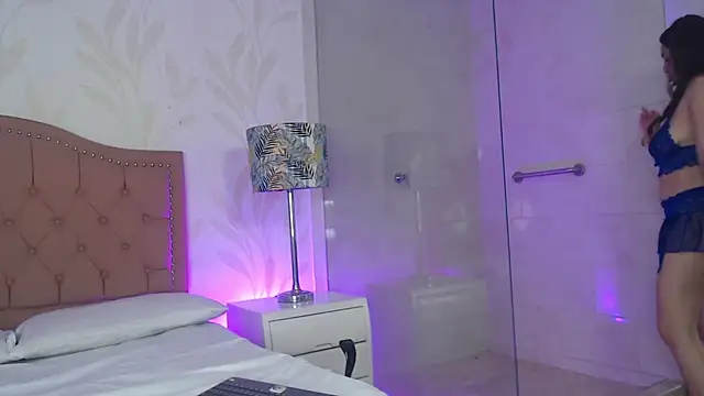 Snapshot of Emmy_Palacios chatting on November 26, 2025, 11:54 am Emmy Palacios online show from November 26, 2025, 11:54 am