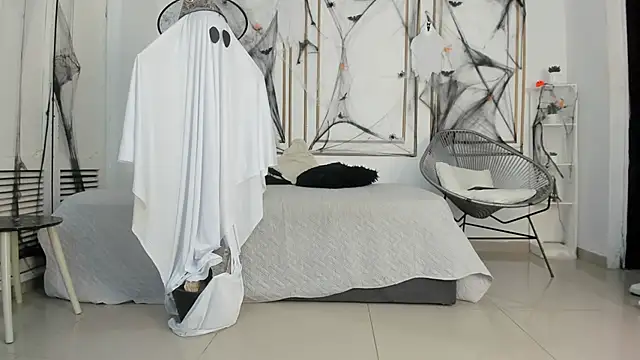 Snapshot of norela_leon chatting on November 1, 2025, 11:59 am norela leon online show from November 1, 2025, 11:59 am