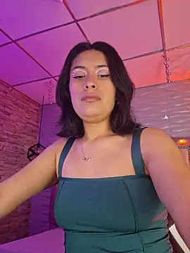 Roxanne Han online show from February 17, 2026, 11:51 am