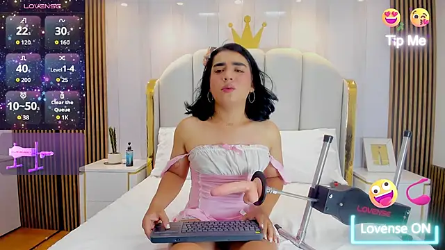 SweetKata  online show from November 7, 2025, 7:40 pm