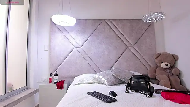 Snapshot of Videl_Star chatting on December 2, 2025, 7:04 pm Videl Star online show from December 2, 2025, 7:04 pm