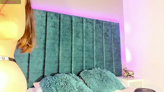 Snapshot of Videl_Star chatting on November 17, 2025, 12:42 pm Videl Star online show from November 17, 2025, 12:42 pm