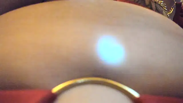 Amanda-JewelzX online show from November 30, 2025, 8:53 pm