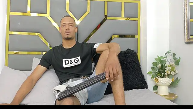 Snapshot of Neytanmalcon chatting on October 27, 2025, 9:05 pm Neytanmalcon online show from October 27, 2025, 9:05 pm