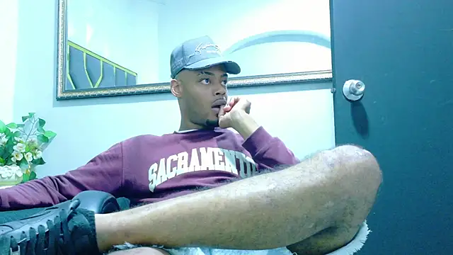 Snapshot of Neytanmalcon chatting on December 1, 2025, 9:48 pm Neytanmalcon online show from December 1, 2025, 9:48 pm