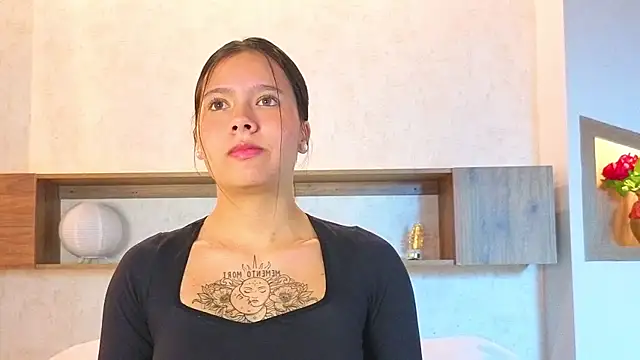 sophie duval online show from April 6, 2026, 11:17 pm