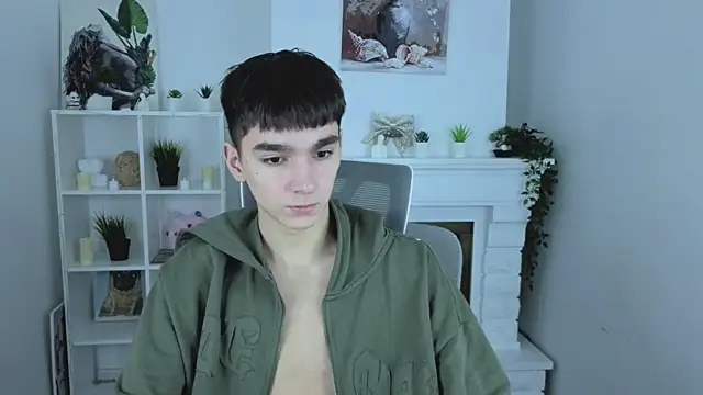 YamiTwink online show from December 3, 2025, 8:30 pm