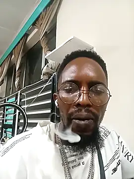 Snapshot of Blck420 chatting on December 14, 2025, 9:53 pm Blck420 online show from December 14, 2025, 9:53 pm