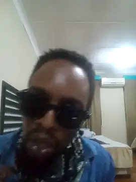 Snapshot of Blck420 chatting on November 24, 2025, 11:16 pm Blck420 online show from November 24, 2025, 11:16 pm