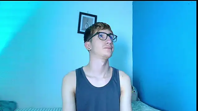 Snapshot of Erick_Taylor3 chatting on March 3, 2026, 9:22 pm Erick Taylor3 online show from March 3, 2026, 9:22 pm