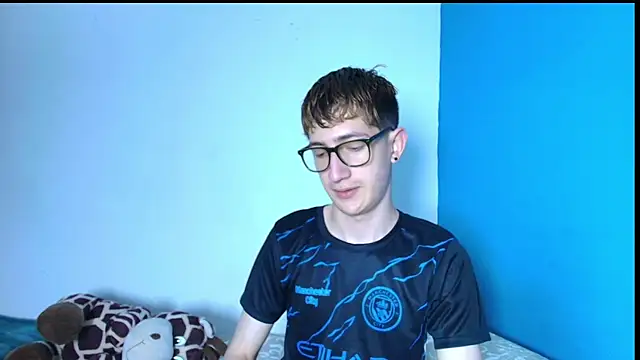 Snapshot of Erick_Taylor3 chatting on February 22, 2026, 9:27 pm Erick Taylor3 online show from February 22, 2026, 9:27 pm