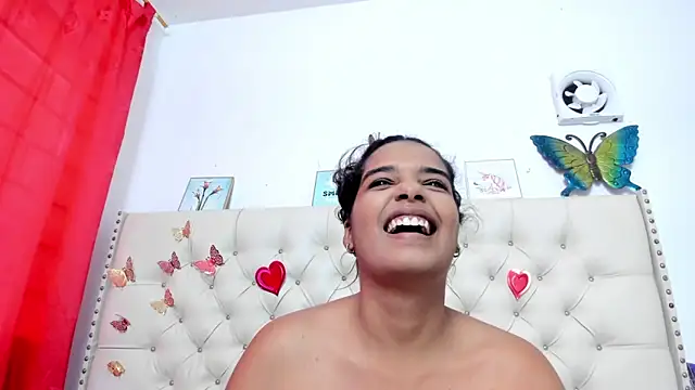 Snapshot of celena_wonder chatting on April 30, 2026, 6:59 pm celena wonder online show from April 30, 2026, 6:59 pm