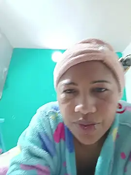 Snapshot of marimar_24 chatting on October 29, 2025, 5:23 pm marimar 24 online show from October 29, 2025, 5:23 pm