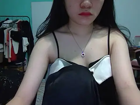 Snapshot of May2k2 chatting on November 4, 2025, 2:26 am May2k2 online show from November 4, 2025, 2:26 am