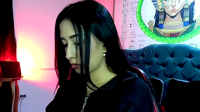 melissa  dolce online show from November 24, 2025, 9:15 pm