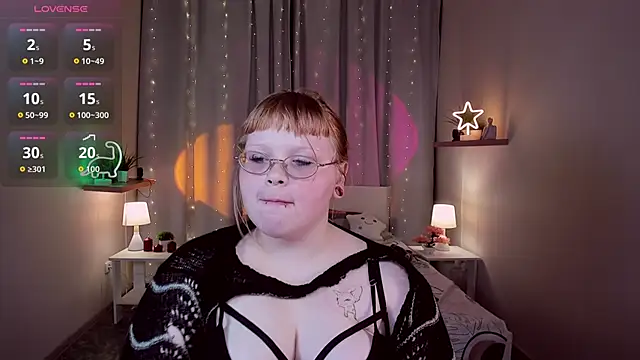 LottieReed online show from November 13, 2025, 3:49 pm