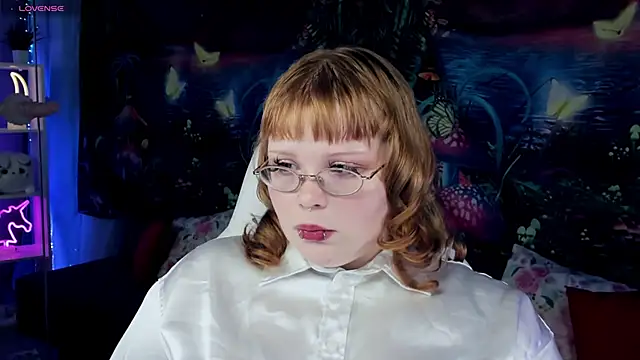 LottieReed online show from December 3, 2025, 3:55 pm