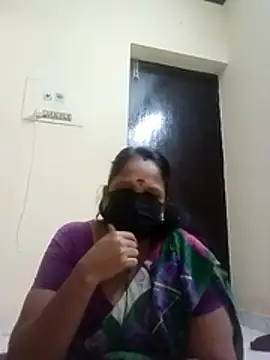 Snapshot of tamilammu1431 chatting on October 29, 2025, 1:43 pm tamilammu1431 online show from October 29, 2025, 1:43 pm