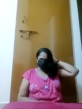 Snapshot of tamilammu1431 chatting on December 14, 2025, 5:51 pm tamilammu1431 online show from December 14, 2025, 5:51 pm