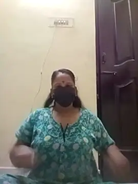 Snapshot of tamilammu1431 chatting on October 28, 2025, 1:39 am tamilammu1431 online show from October 28, 2025, 1:39 am