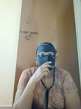 Snapshot of tamilammu1431 chatting on December 2, 2025, 7:43 am tamilammu1431 online show from December 2, 2025, 7:43 am