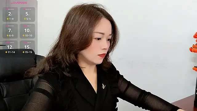 Ella-61 online show from November 8, 2025, 1:09 am