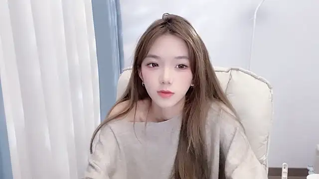 babyting-888- online show from November 3, 2025, 2:20 pm