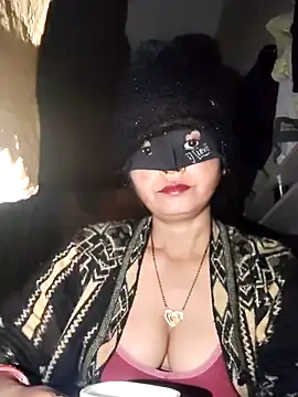 Snapshot of Pyaar_Ki_Pooja chatting on January 16, 2026, 11:42 pm Pyaar Ki Pooja online show from January 16, 2026, 11:42 pm