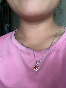 nachi-baby online show from October 29, 2025, 10:14 am