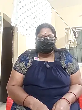 sreemamitha9 online show from February 1, 2026, 1:31 pm