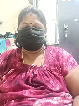 sreemamitha9 online show from February 17, 2026, 11:35 pm