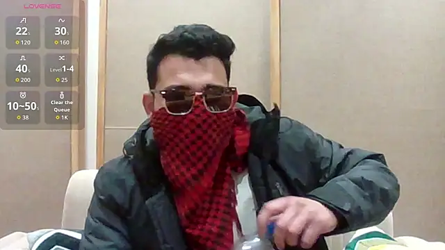 Snapshot of Besharam69 chatting on December 19, 2025, 3:58 pm Besharam69 online show from December 19, 2025, 3:58 pm