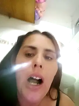 Snapshot of blanca24325 chatting on November 24, 2025, 4:23 am blanca24325 online show from November 24, 2025, 4:23 am