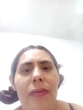 Snapshot of blanca24325 chatting on November 8, 2025, 3:54 am blanca24325 online show from November 8, 2025, 3:54 am