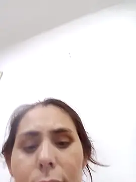 Snapshot of blanca24325 chatting on November 19, 2025, 4:45 am blanca24325 online show from November 19, 2025, 4:45 am