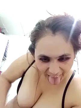 Snapshot of blanca24325 chatting on November 1, 2025, 5:47 am blanca24325 online show from November 1, 2025, 5:47 am