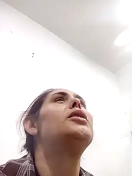 Snapshot of blanca24325 chatting on November 10, 2025, 2:27 am blanca24325 online show from November 10, 2025, 2:27 am