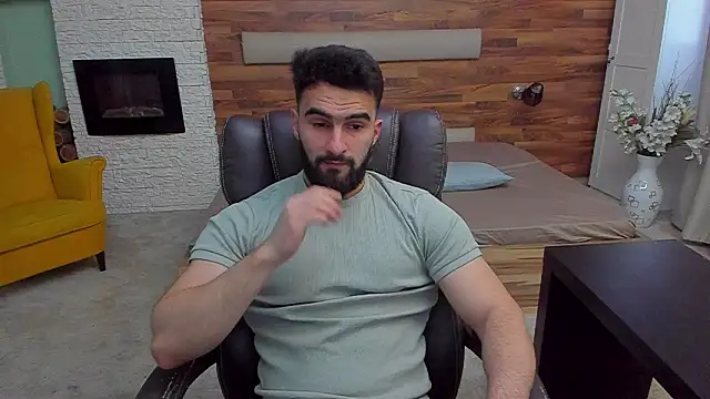 Snapshot of MicahLane chatting on February 20, 2026, 5:48 am MicahLane online show from February 20, 2026, 5:48 am