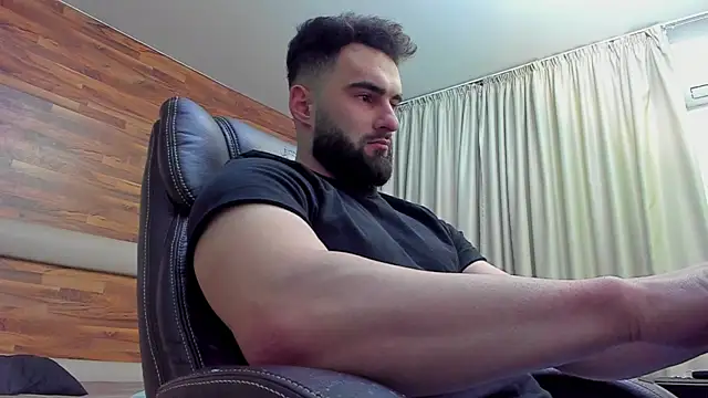 Snapshot of MicahLane chatting on January 15, 2026, 5:44 am MicahLane online show from January 15, 2026, 5:44 am