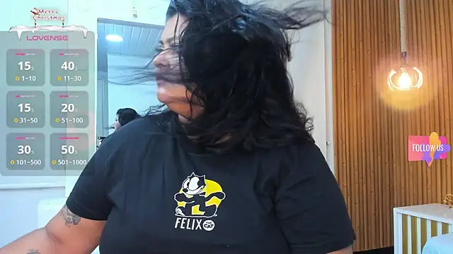 Snapshot of Hanna_curvy_ chatting on November 26, 2025, 11:10 am Hanna curvy online show from November 26, 2025, 11:10 am