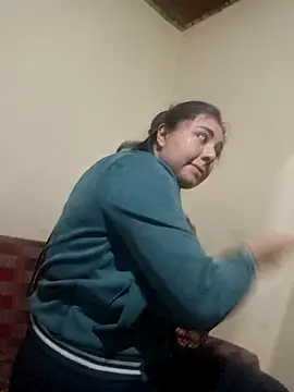 Snapshot of SantaRameriz chatting on November 5, 2025, 8:34 pm SantaRameriz online show from November 5, 2025, 8:34 pm