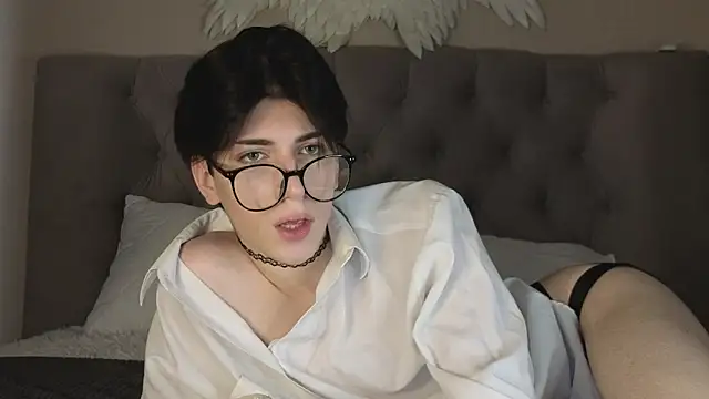 Oliver star boy  online show from January 8, 2026, 8:31 am