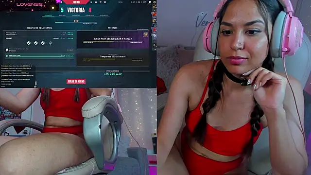 Snapshot of VenusIsLove_ chatting on March 7, 2025, 9:59 pm VenusIsLove online show from March 7, 2025, 9:59 pm