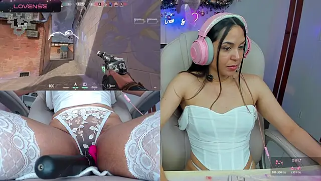 Snapshot of VenusIsLove_ chatting on December 13, 2025, 8:04 pm VenusIsLove online show from December 13, 2025, 8:04 pm