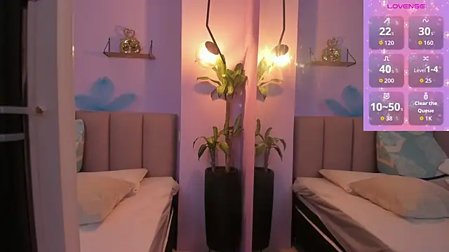 sienna mg online show from December 3, 2025, 12:15 pm