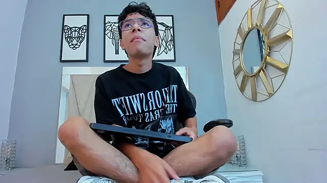 adams bobby online show from March 31, 2026, 11:01 am