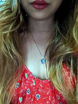 Snapshot of Sujatab250 chatting on March 4, 2026, 8:00 am Sujatab250 online show from March 4, 2026, 8:00 am