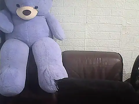 Snapshot of yourasiandesire69 chatting on November 6, 2025, 4:00 pm yourasiandesire69 online show from November 6, 2025, 4:00 pm