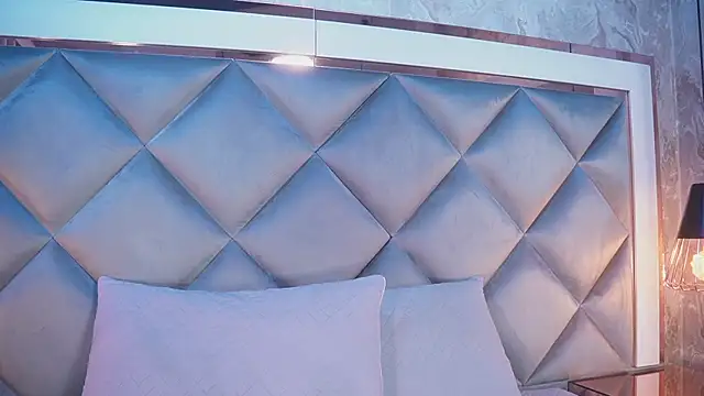  giggy 2 online show from April 8, 2026, 11:44 am