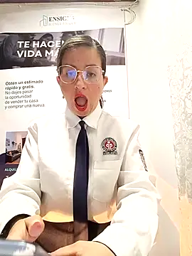 Valentina--1 online show from April 13, 2026, 10:08 am